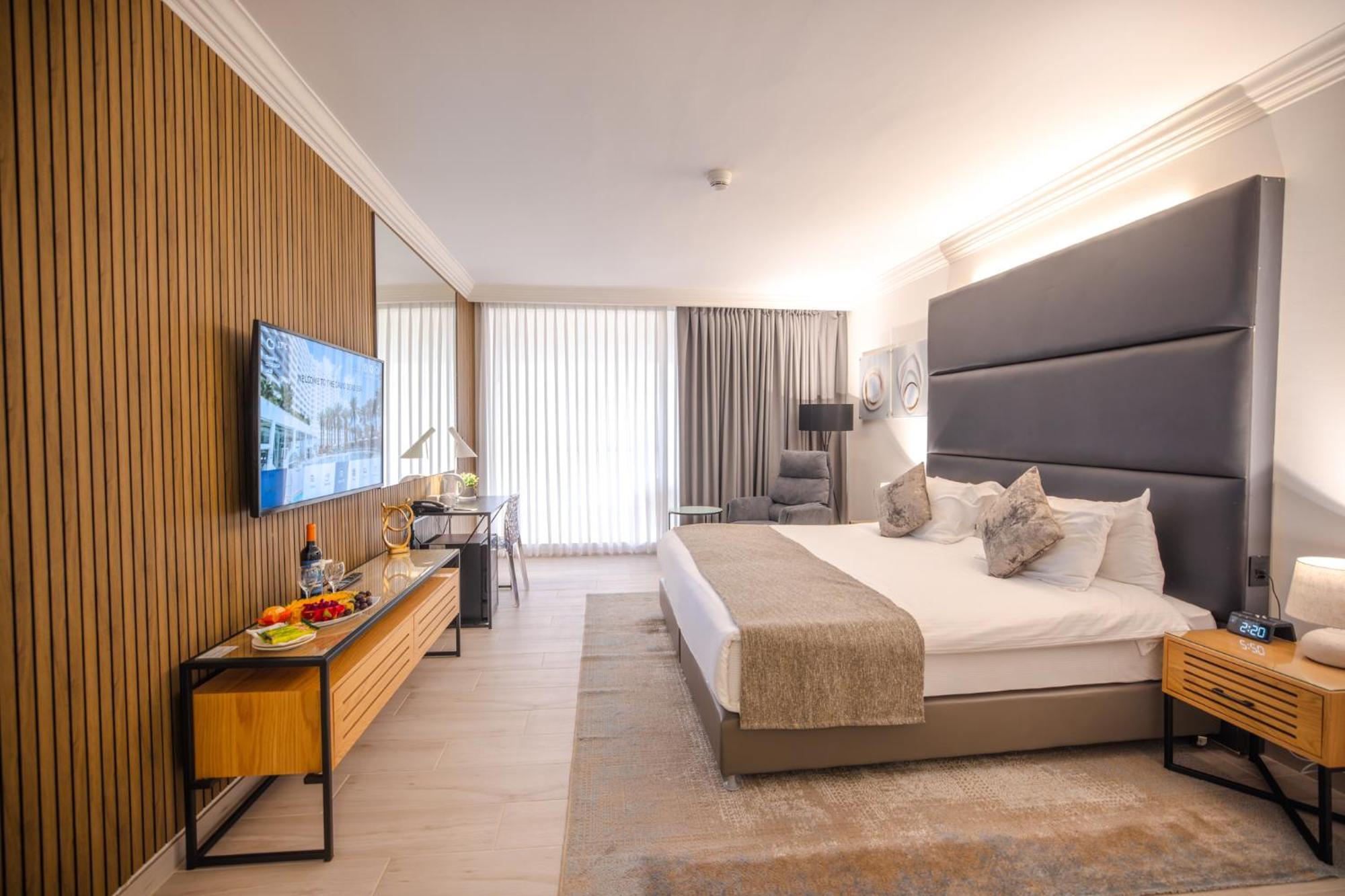David Dead Sea Resort & Spa Ein Bokek Exterior photo Deluxe room